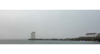 Port Ellen Lighthouse im Nebel